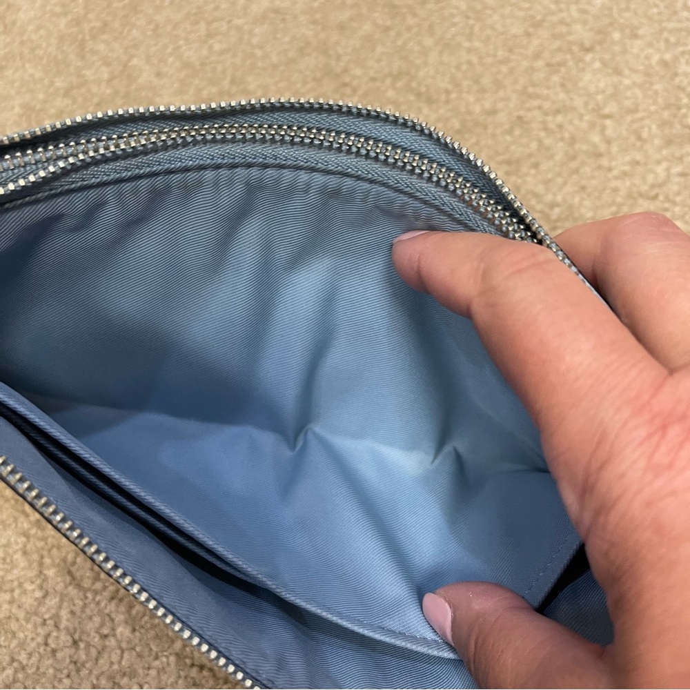 Coach Cream and Blue Wristlet Clutch - Picture 8 of 9